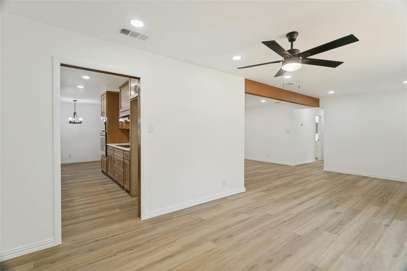 1909 Plymouth Court, Arlington TX 76013 - Photo 14