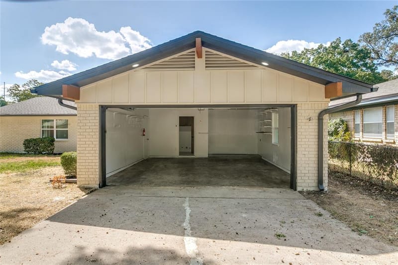 1909 Plymouth Court, Arlington TX 76013 - Photo 37
