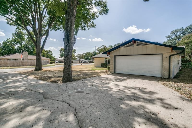1909 Plymouth Court, Arlington TX 76013 - Photo 39