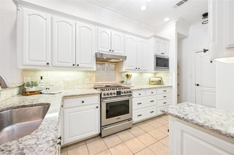 2190 McPherson Drive, Grapevine TX 76051 - Photo 18