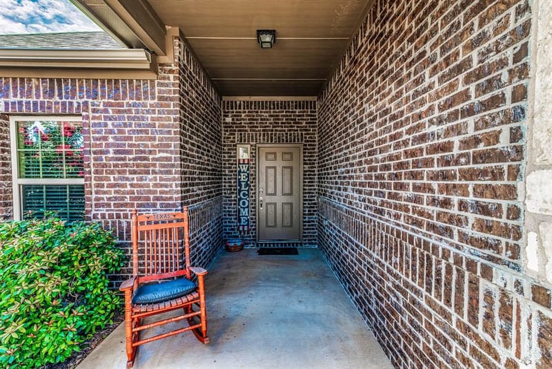 5005 Brookside Drive, Denton TX 76226 - Photo 3
