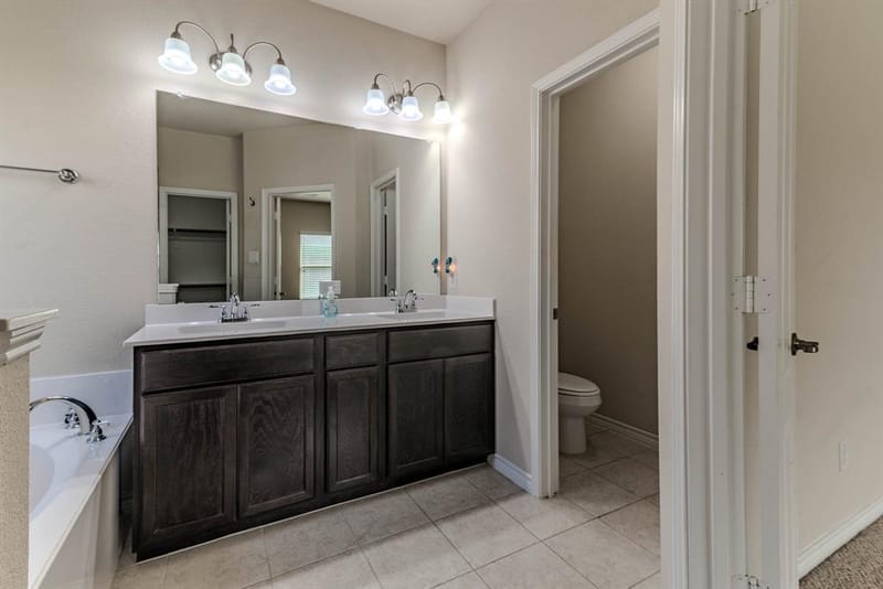 5005 Brookside Drive, Denton TX 76226 - Photo 21