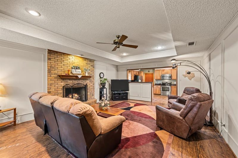 1401 Sandpiper Street, Grapevine TX 76051 - Photo 7