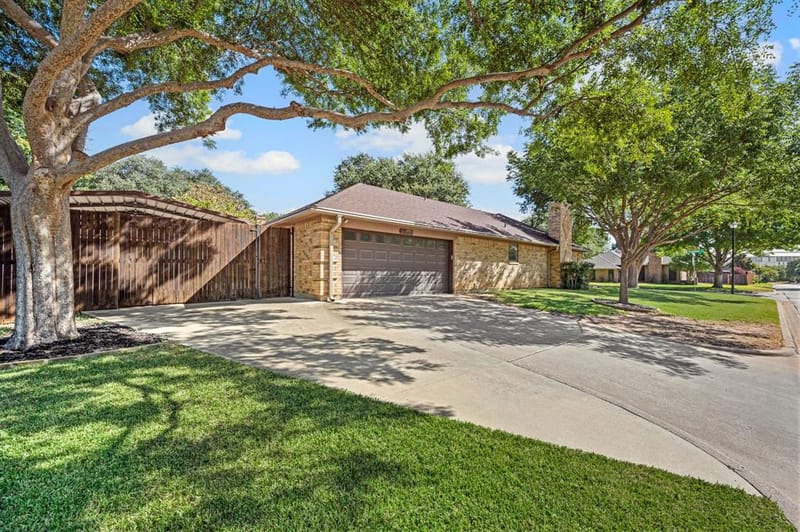 1401 Sandpiper Street, Grapevine TX 76051 - Photo 3