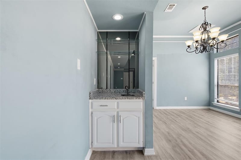 1308 Carver Lane, Irving TX 75061 - Photo 10