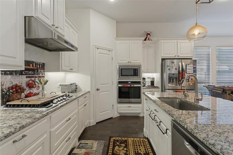 9401 Excursion Drive, Oak Point TX 75068 - Photo 10
