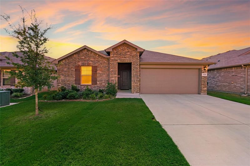 320 Sculptors Crossing, Springtown TX 76082 - Photo 6