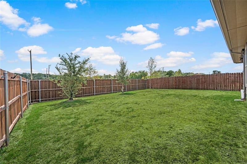 320 Sculptors Crossing, Springtown TX 76082 - Photo 36