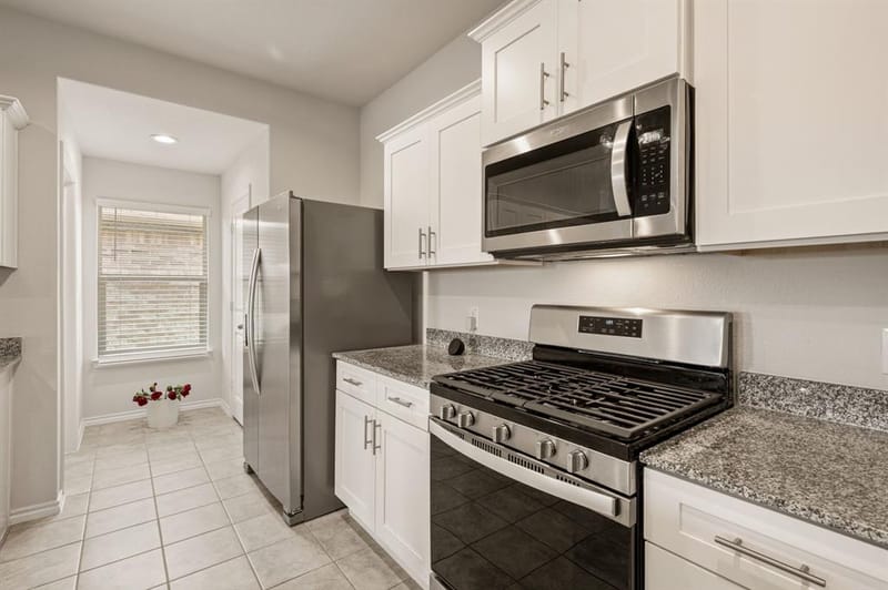 320 Sculptors Crossing, Springtown TX 76082 - Photo 9