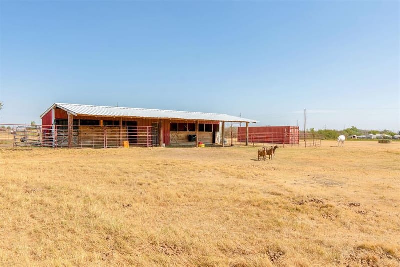 621 Old Stoney Court, Ponder TX 76259 - Photo 37