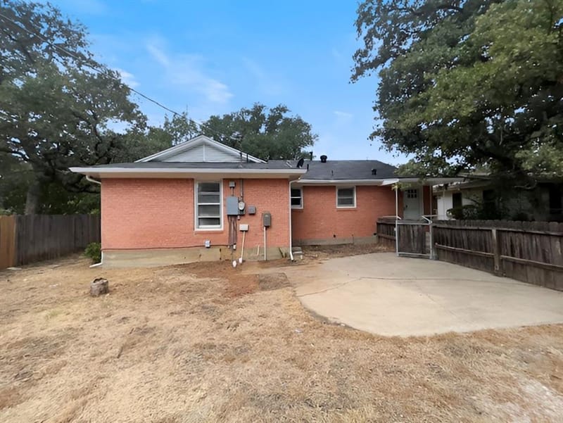 2012 Watauga Court W, Fort Worth TX 76111 - Photo 22