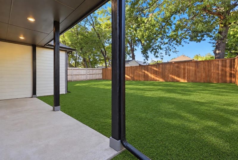 817 Brooks Avenue, Dallas TX 75208 - Photo 24