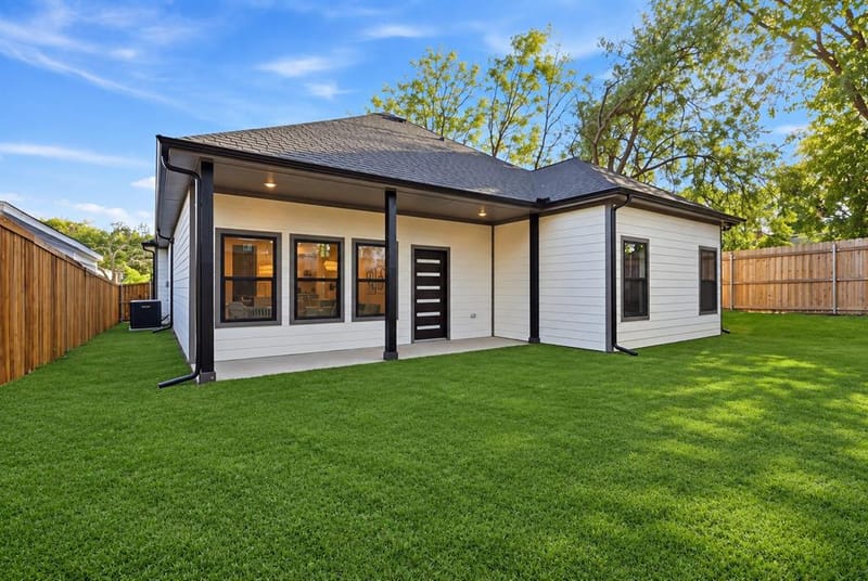 817 Brooks Avenue, Dallas TX 75208 - Photo 25