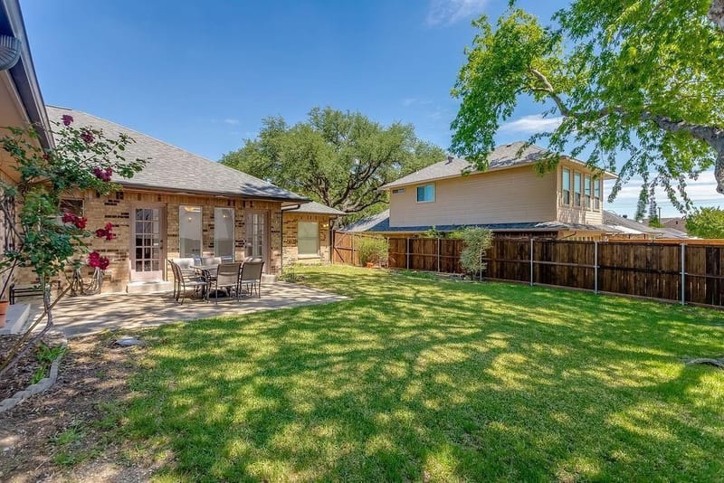 1005 Nottingham Drive, Carrollton TX 75007 - Photo 5