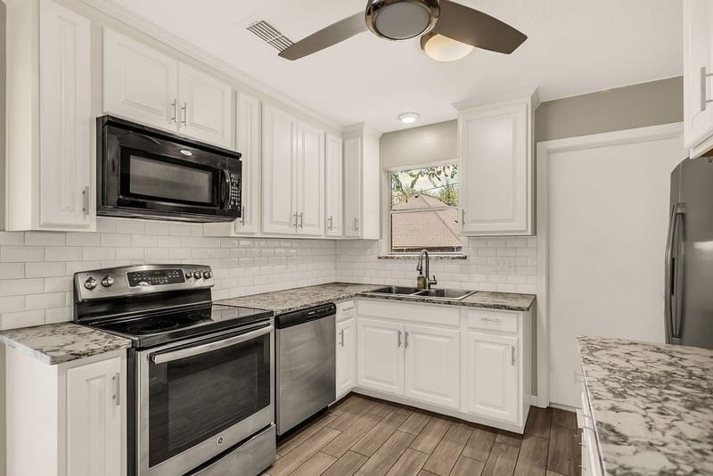 1005 Nottingham Drive, Carrollton TX 75007 - Photo 10