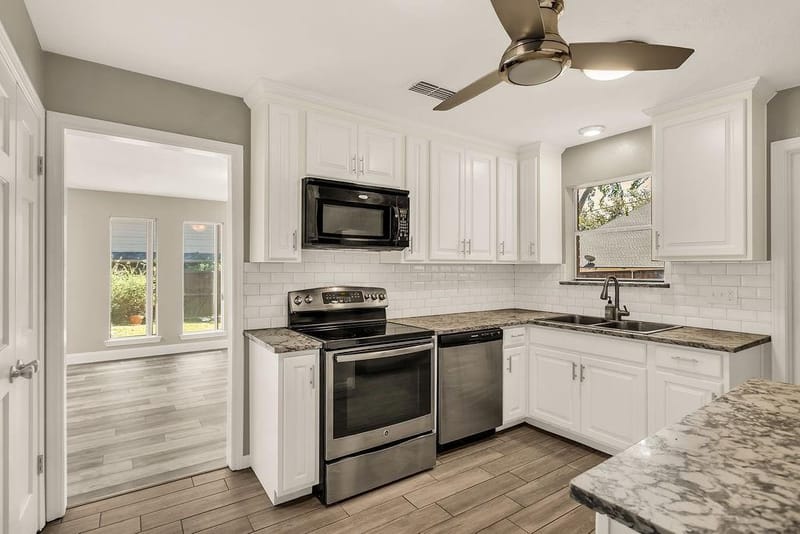 1005 Nottingham Drive, Carrollton TX 75007 - Photo 11