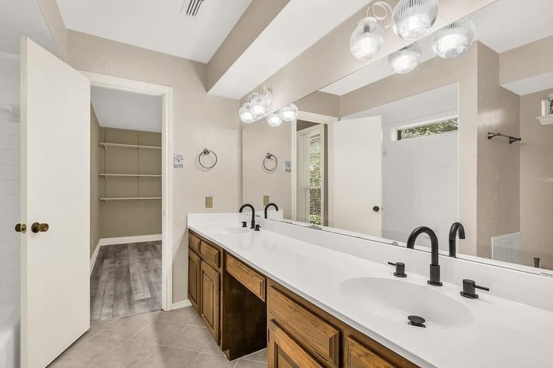 1005 Nottingham Drive, Carrollton TX 75007 - Photo 35