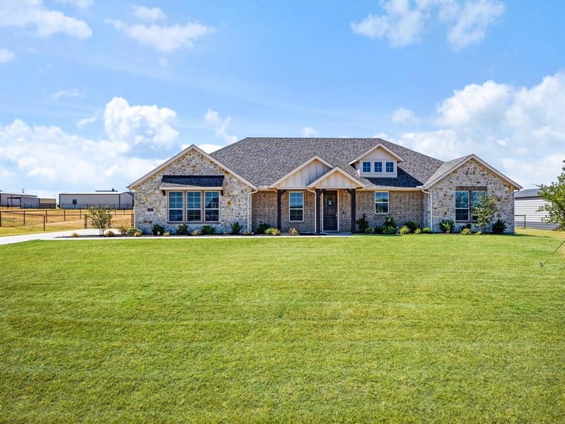 142 Lonicera Lane, Paradise TX 76073