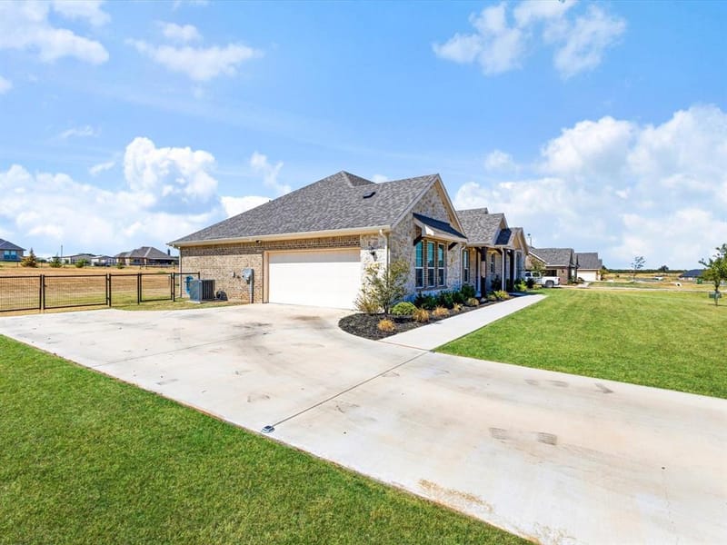 142 Lonicera Lane, Paradise TX 76073 - Photo 30