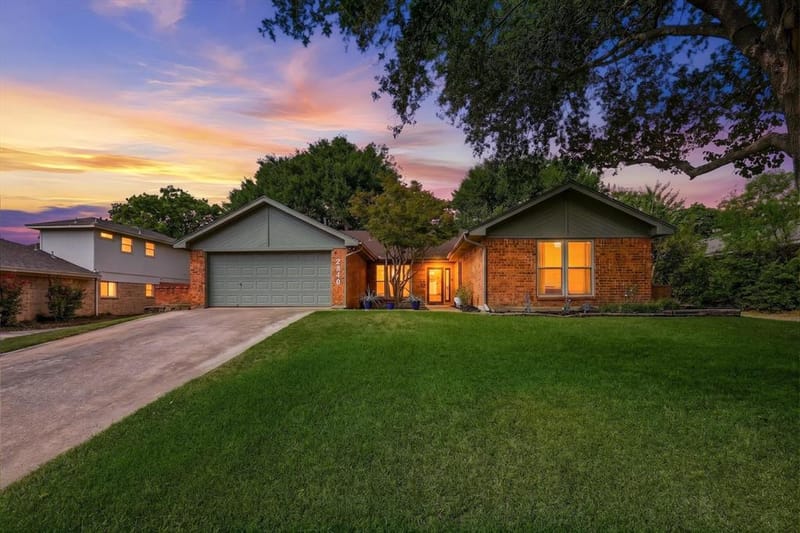 2840 Southridge Drive, Grapevine TX 76051 - Photo 2