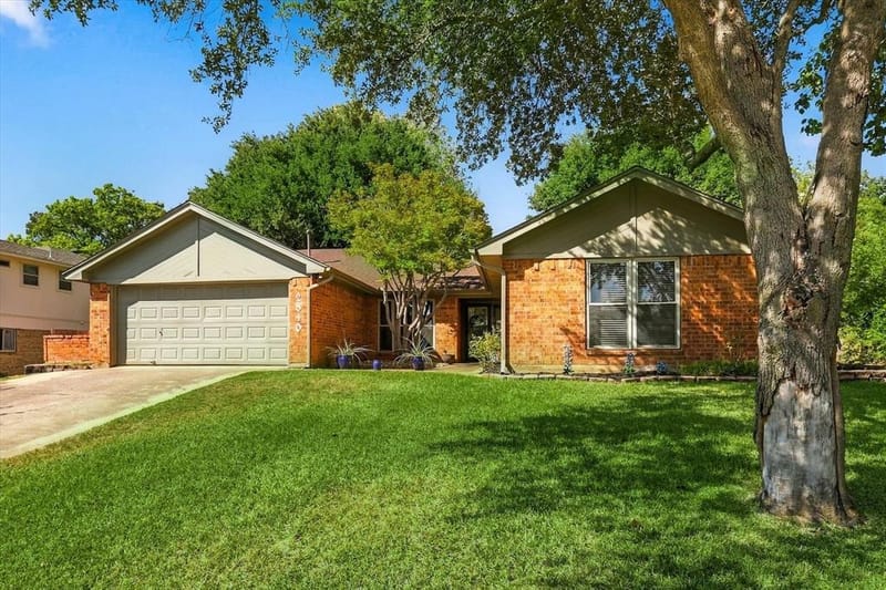 2840 Southridge Drive, Grapevine TX 76051