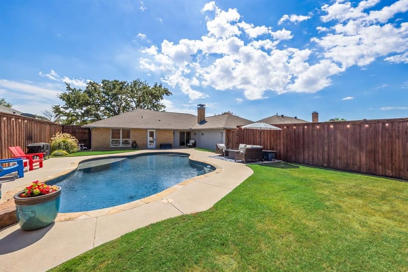1931 Robin Meadow Drive, Carrollton TX 75007 - Photo 28