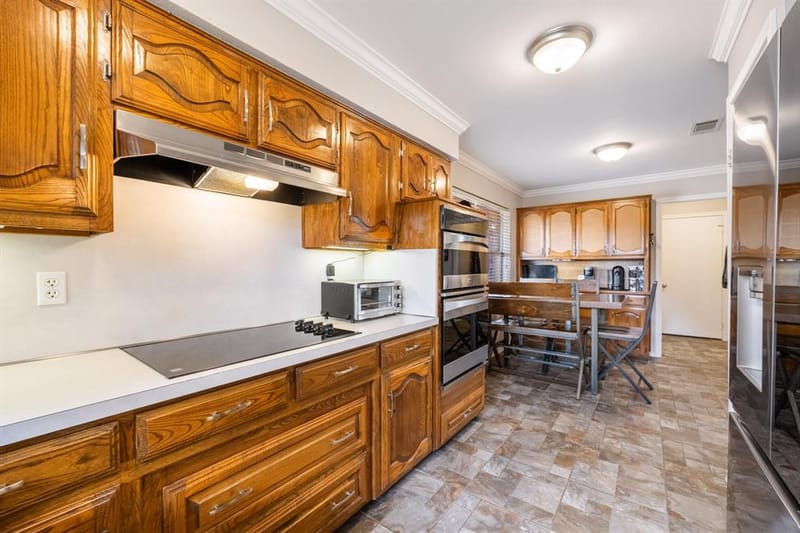 1931 Robin Meadow Drive, Carrollton TX 75007 - Photo 11