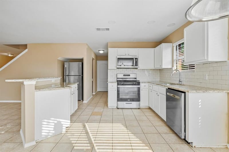 1002 Chatham Lane, Forney TX 75126 - Photo 17