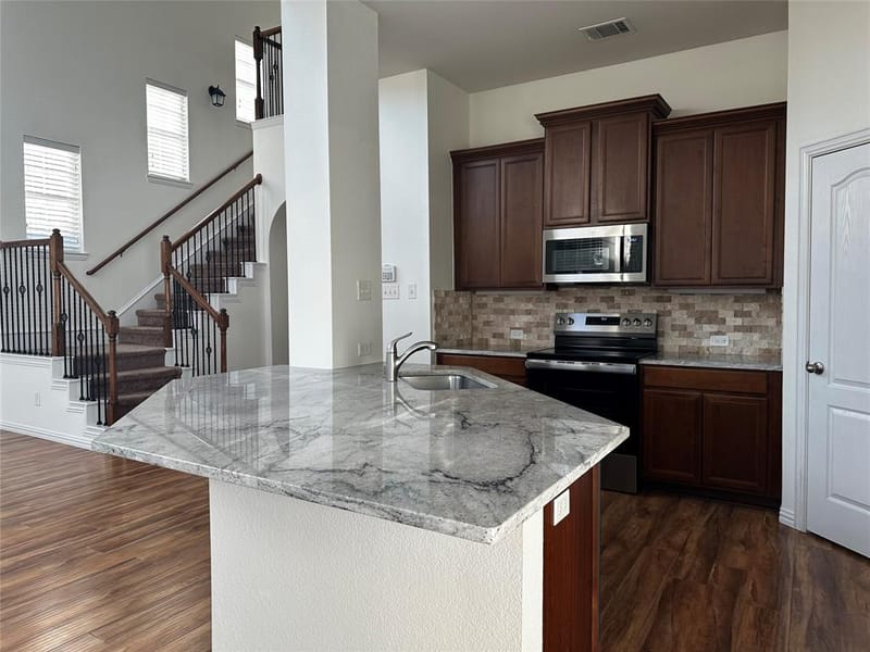 3821 Marcillia Circle, Irving TX 75038