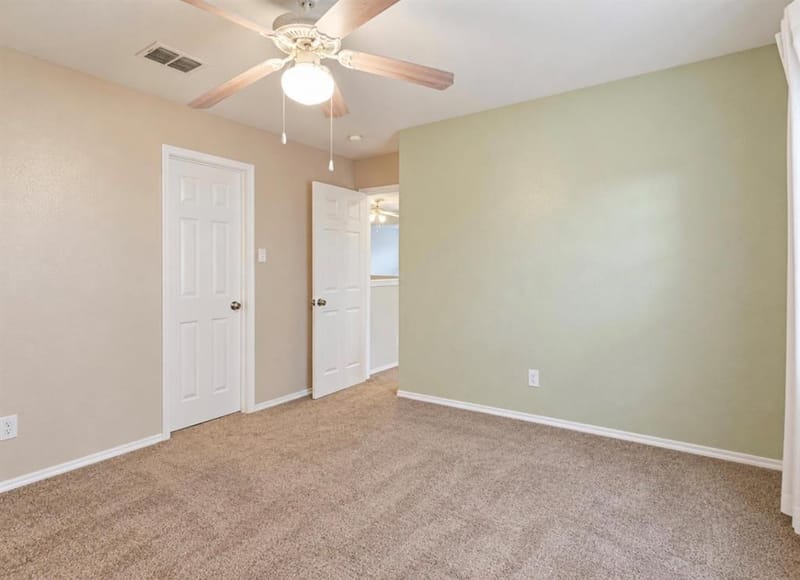 1048 Twin Brooks Drive, Grand Prairie TX 75052 - Photo 23