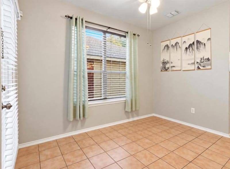 1048 Twin Brooks Drive, Grand Prairie TX 75052 - Photo 9