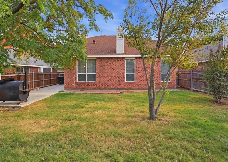 1048 Twin Brooks Drive, Grand Prairie TX 75052 - Photo 29