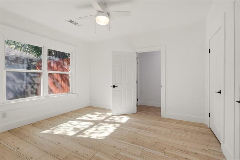 809 Cristler Avenue, Dallas TX 75223 - Photo 14