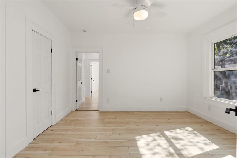 809 Cristler Avenue, Dallas TX 75223 - Photo 15