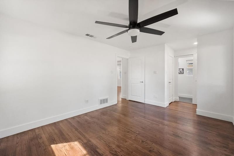 2626 Alden Avenue, Dallas TX 75211 - Photo 17