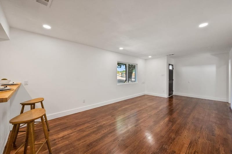 2626 Alden Avenue, Dallas TX 75211 - Photo 15