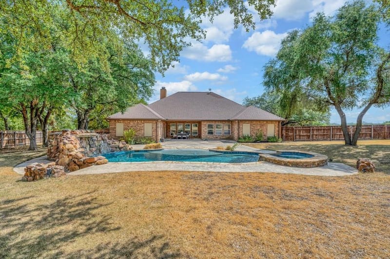 1865 Austin Hines Drive, China Spring TX 76633 - Photo 2