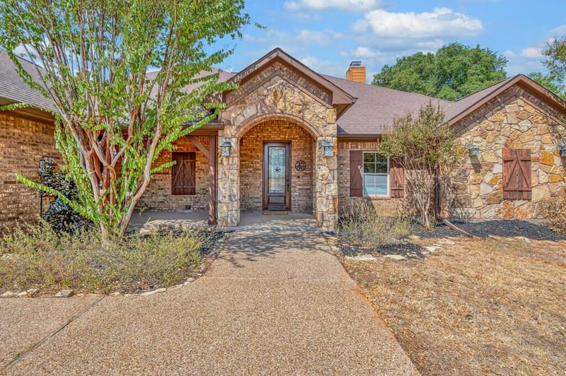 1865 Austin Hines Drive, China Spring TX 76633 - Photo 3