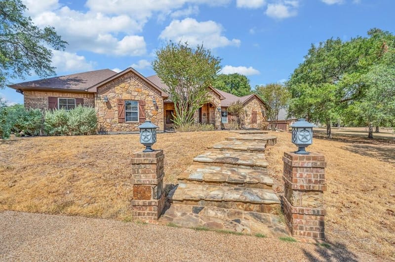 1865 Austin Hines Drive, China Spring TX 76633