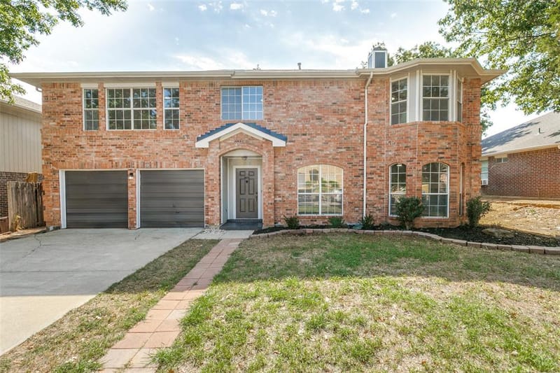 2107 Meadowview Drive, Corinth TX 76210