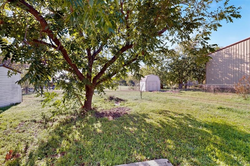 306 S Oak Lane, Tolar TX 76476 - Photo 32