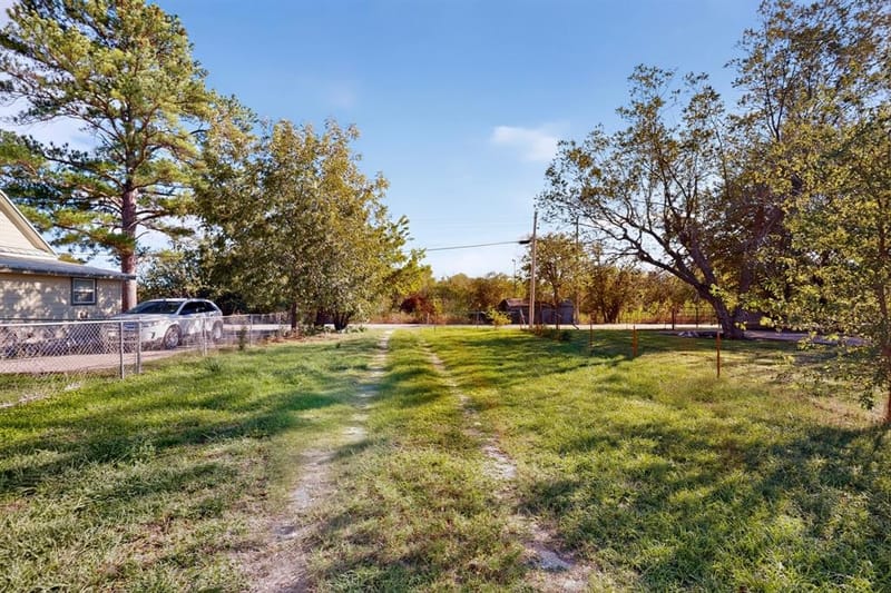 306 S Oak Lane, Tolar TX 76476 - Photo 30