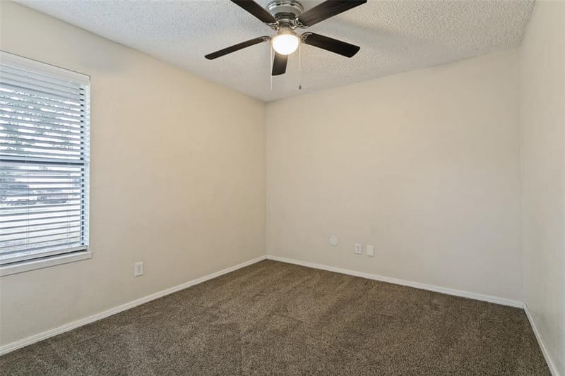 1210 Brook Hill Lane, Arlington TX 76014 - Photo 17