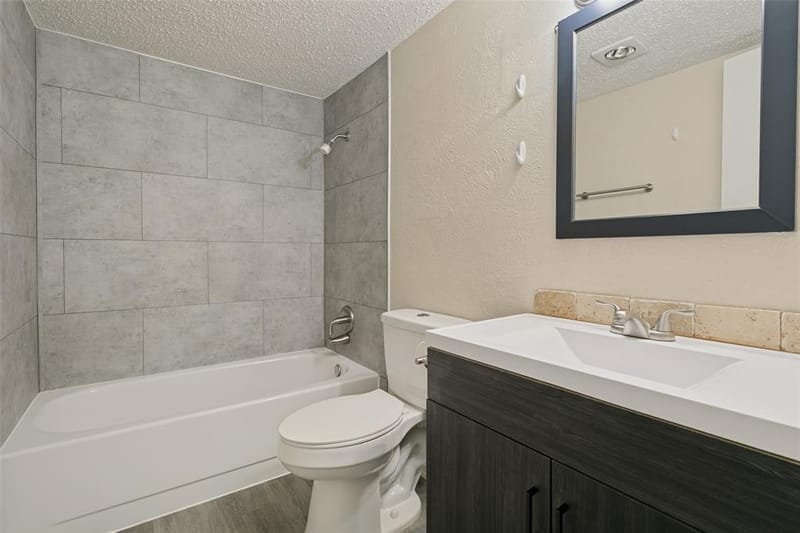 1210 Brook Hill Lane, Arlington TX 76014 - Photo 15
