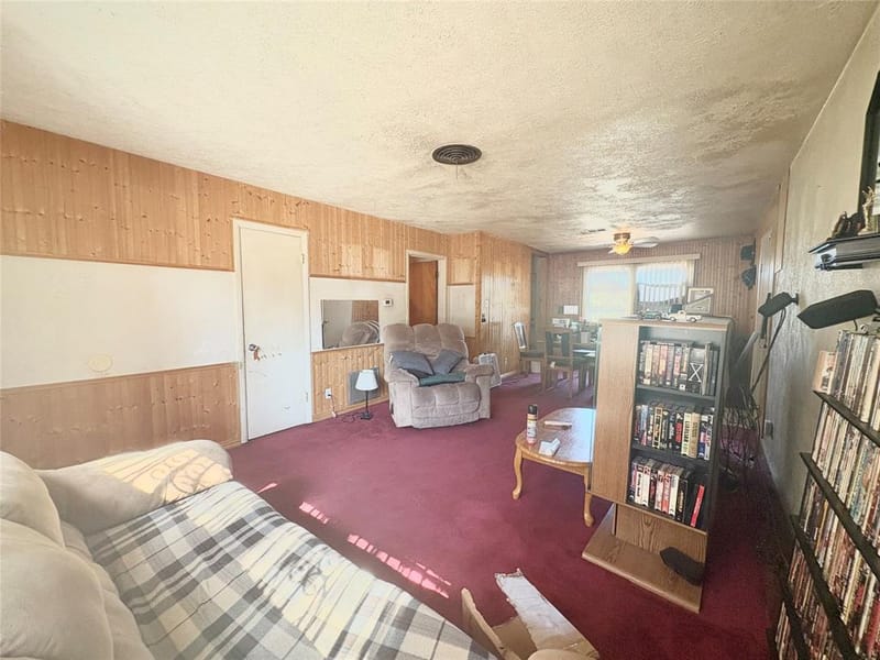2121 Kingsdale Drive, Fort Worth TX 76119 - Photo 6