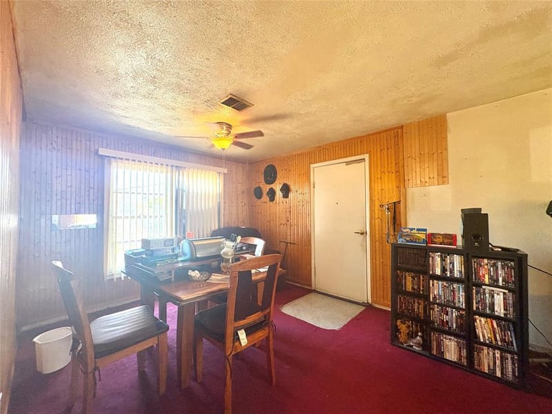 2121 Kingsdale Drive, Fort Worth TX 76119 - Photo 7