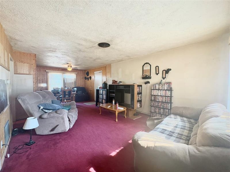 2121 Kingsdale Drive, Fort Worth TX 76119 - Photo 5