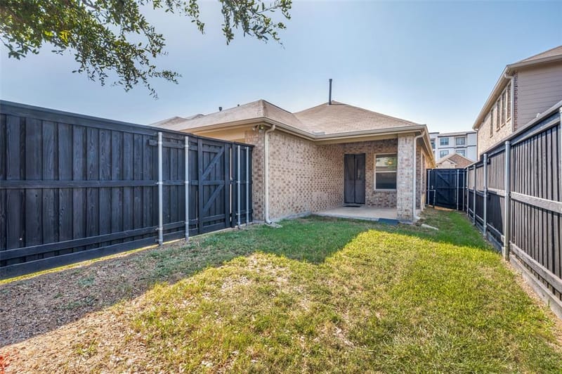 2445 Dolostone Drive, Little Elm TX 76227 - Photo 21