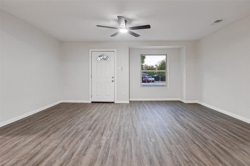 514 Chickapoo Trace, Grand Prairie TX 75051 - Photo 7
