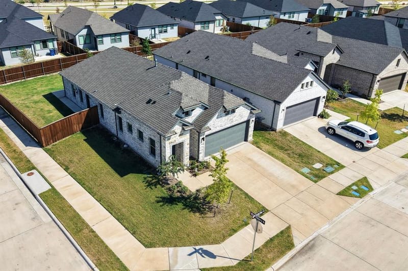 902 Crested View Place, Lavon TX 75166 - Photo 2